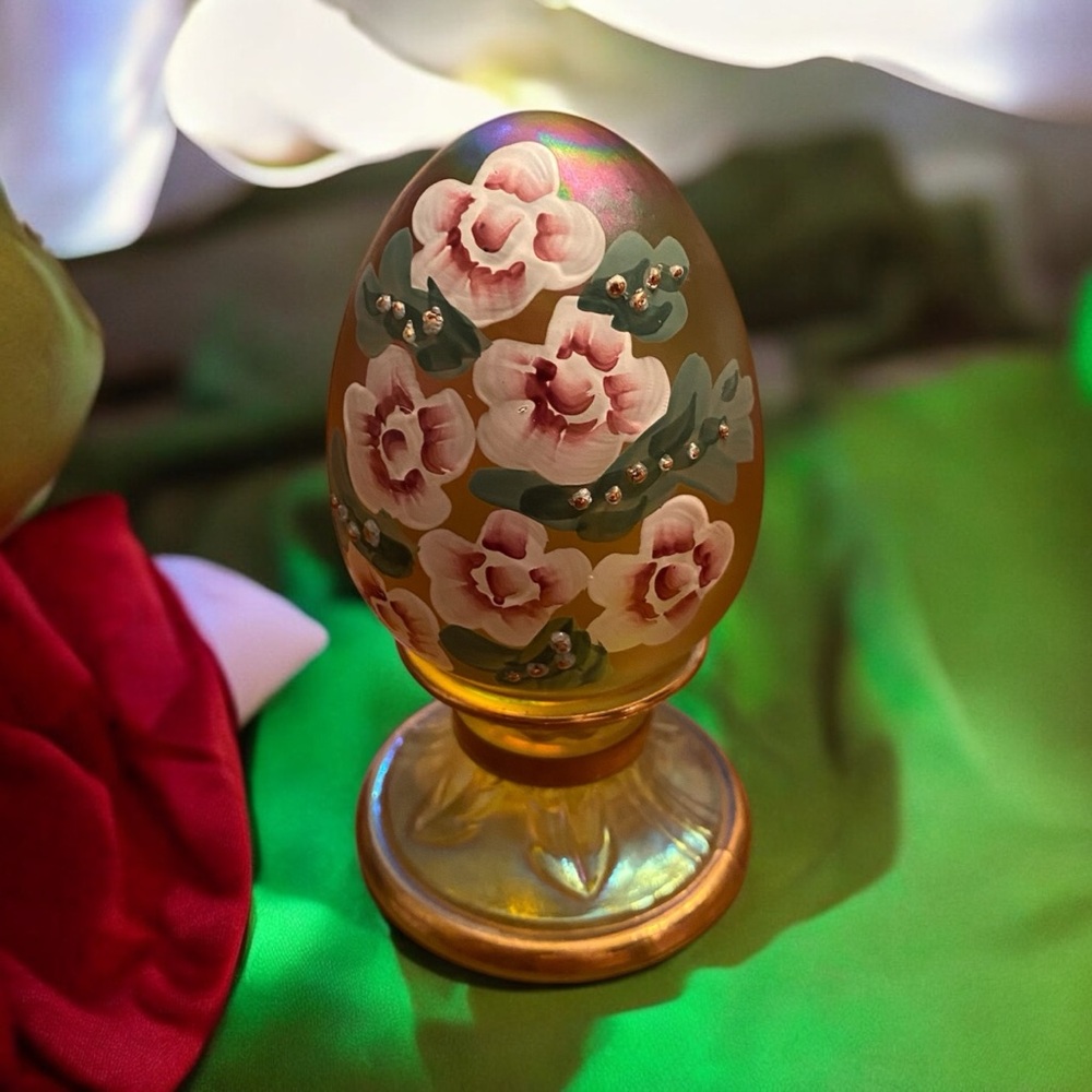 Fenton Art Glass Egg MINT condition - Picture 5 of 14